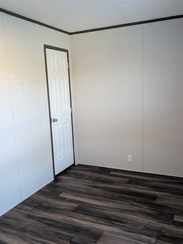 Foto del edificio - 244 Russellville Rd