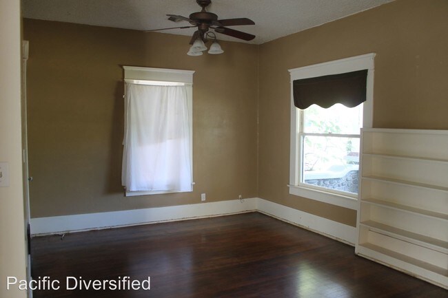 Foto del edificio - 3 br, 1 bath House - 635 South Euclid Avenue