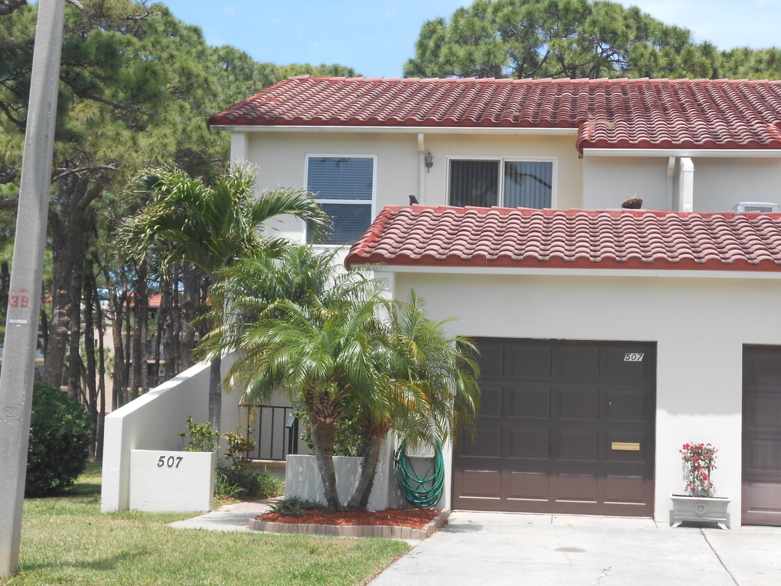 2700 Bayshore Blvd Unit 507, Dunedin, FL 34698 Condo for Rent in Dunedin, FL