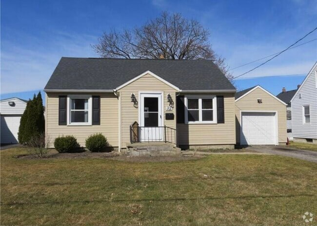 Building Photo - 35 Grimm Heights Ave