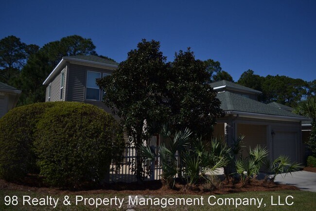 Foto del edificio - 3 br, 3.5 bath House - 110 Courtyard Circle