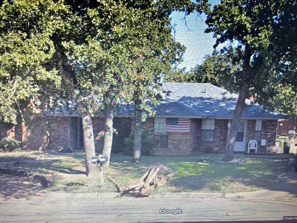 7001 Overton Park, North Richland Hills, TX 76182 House Rental in