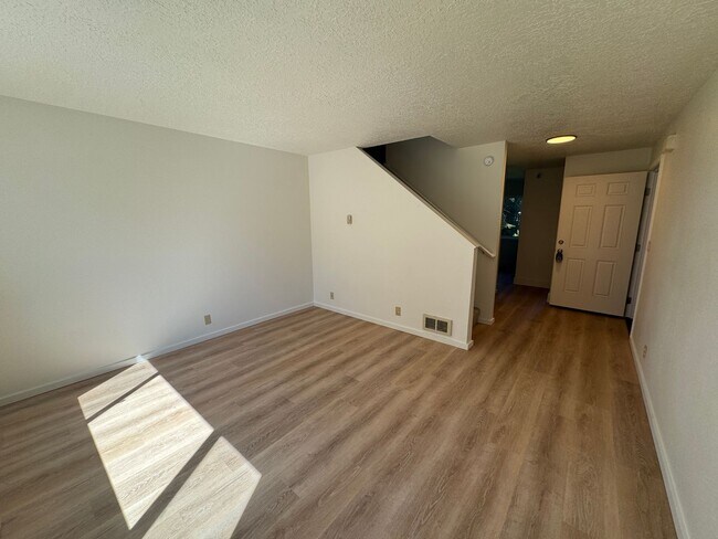 Foto del edificio - 708 NE Avery St