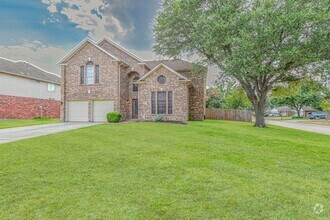 Building Photo - 30611 Country Meadows Dr