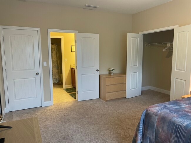 Foto del edificio - 8552 Loxton Cir