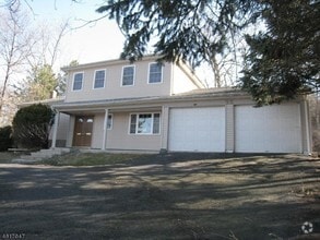Building Photo - 35 Morningside Dr
