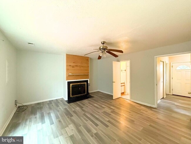 Building Photo - 11504 Aldburg Way