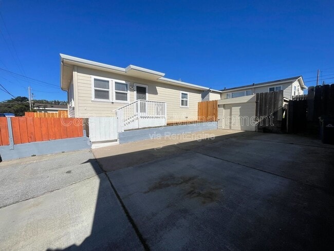 Foto del edificio - 1234 Circle Ave