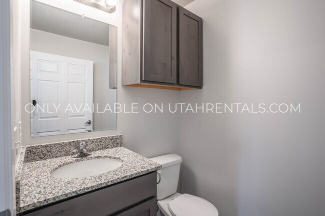 Foto del edificio - 2428 E 6895 S