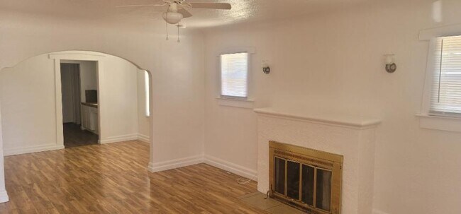 Foto del edificio - 3 bedroom in GLENDALE AZ 85301