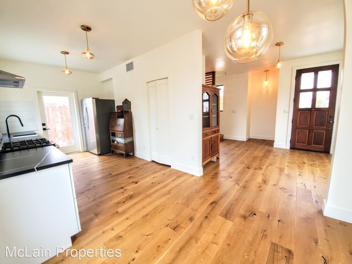 Primary Photo - 2 br, 2.5 bath House - 4548 36th St.