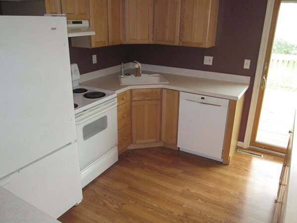 Building Photo - 214 Kingsley Dr