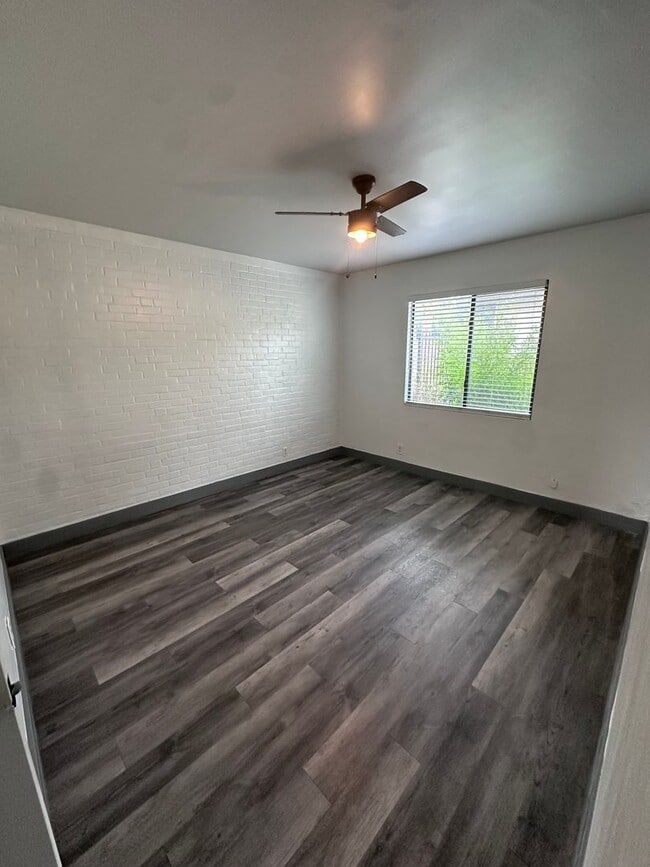 Photo - 1231 E Thomas Rd Apartment