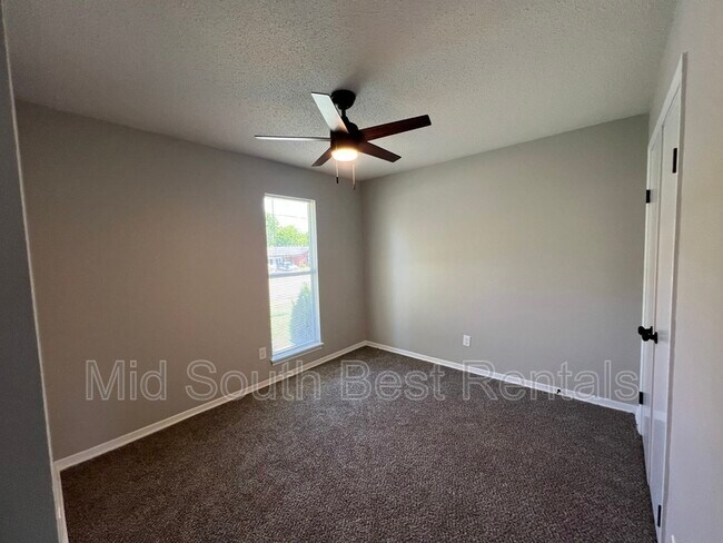 Foto del edificio - 3299 Egypt Central Rd