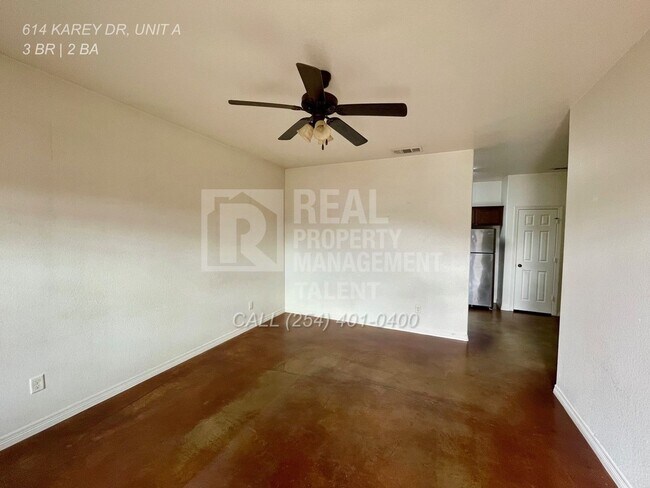 Building Photo - 614 Karey Drive