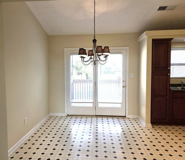 Photo - Spring Valley 3 Bedroom one level home !      250916