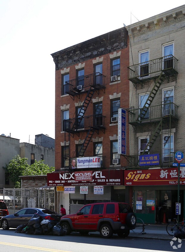 Primary Photo - 4013 8th Ave