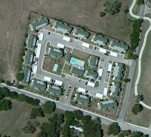 Primary Photo - Williams Trace Apartments