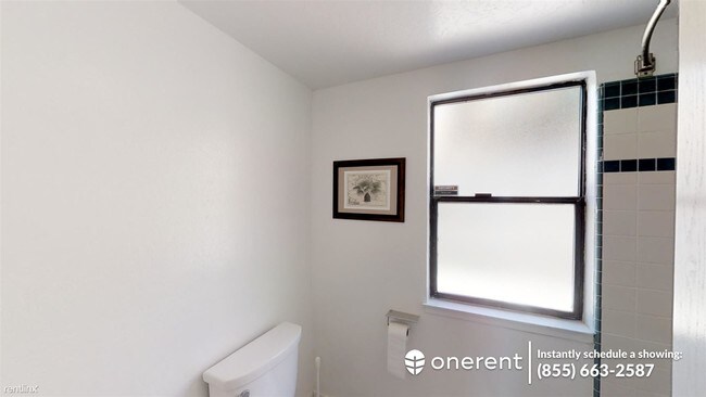 Foto del edificio - 5 br, 4.5 bath House - 15080 Mcvay Avenue -
