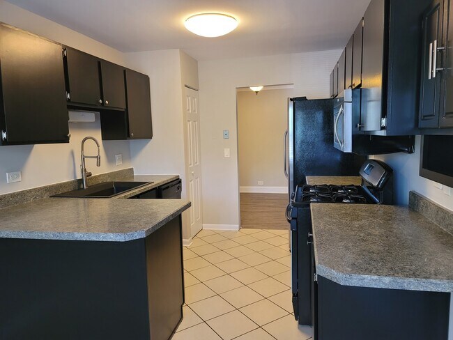 Building Photo - 4900 KIMBALL HILL Dr