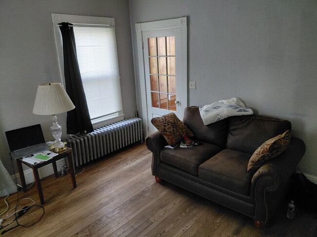 Foto del edificio - 207 Grinnell St