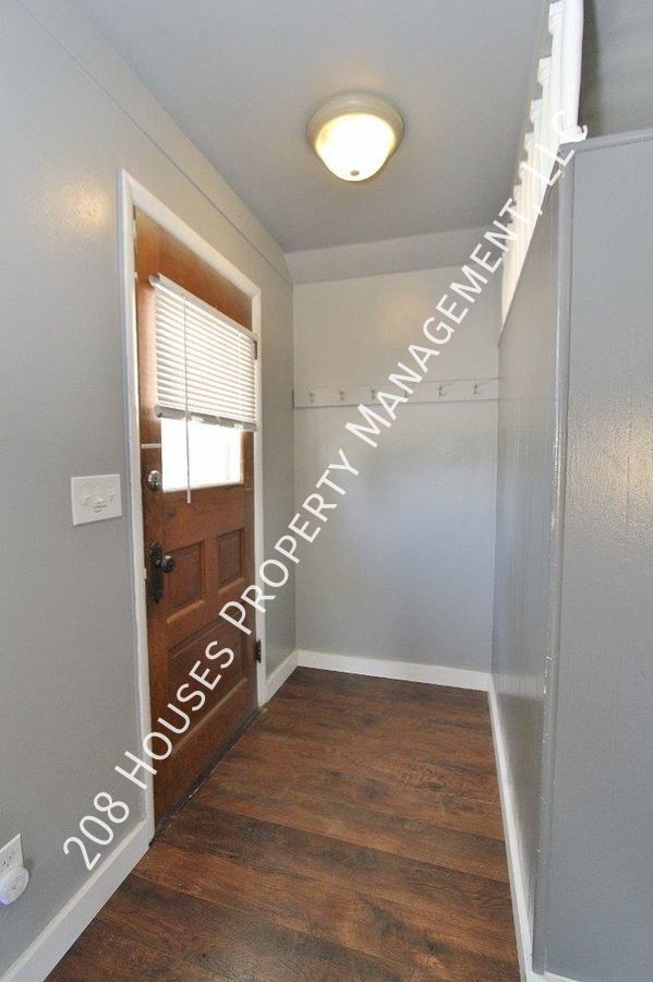 Foto del edificio - Charming Single-Level Studio Home