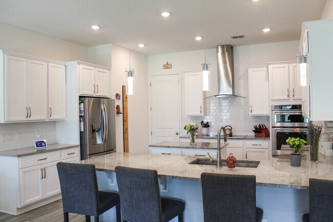Kitchen - 2019 Soaring Oak Way