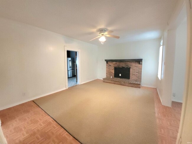 Building Photo - 1302 N Lafountain St