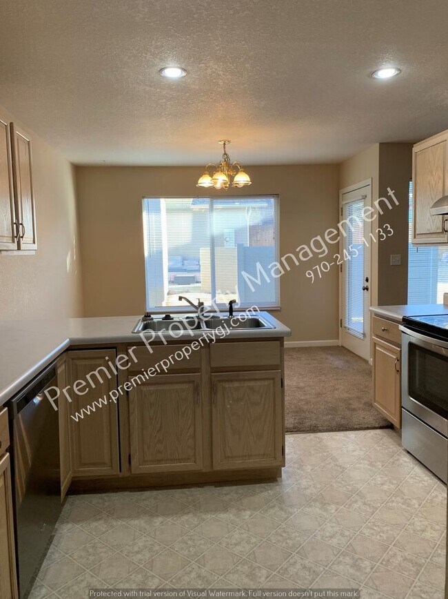 Building Photo - 526 Rado Dr C