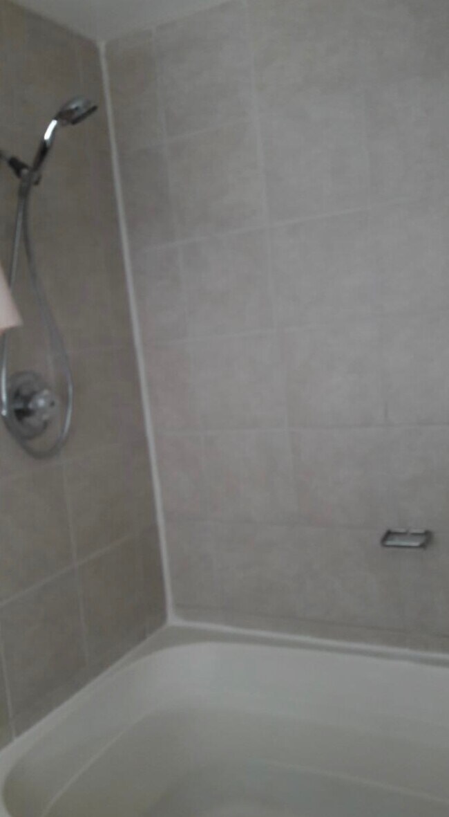 Bath - 7405 Hill Stone Dr