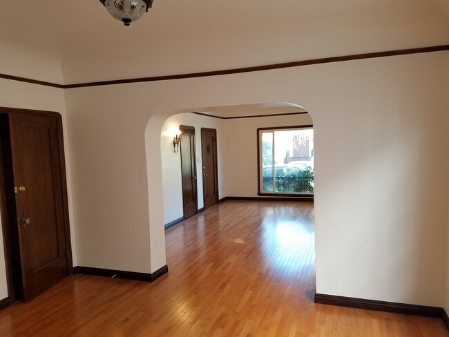 Foto del edificio - 434 N Orange Grove Ave