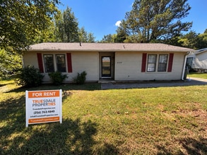 Building Photo - 6109 Geronimo Cir NW