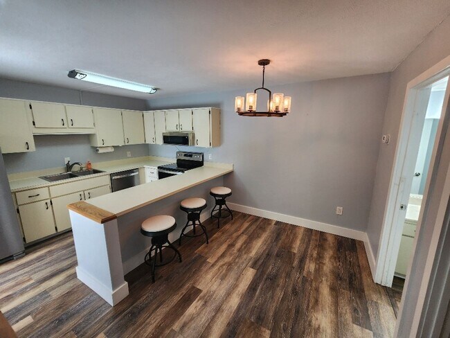 Foto del edificio - Charming Townhome in Cedar Dunes