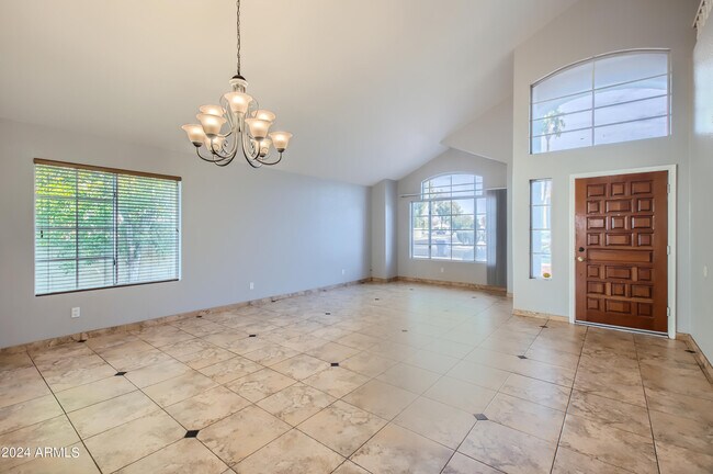 Building Photo - 3136 N Ivory Ln