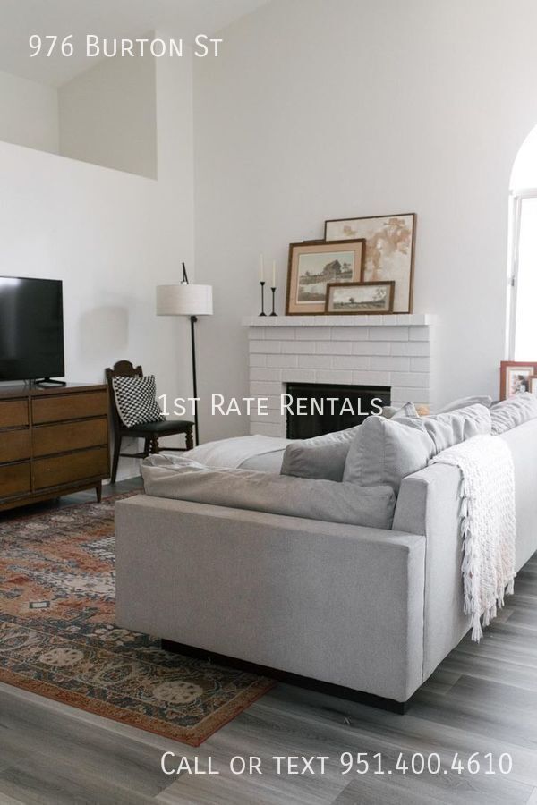 Foto del edificio - 976 Burton St