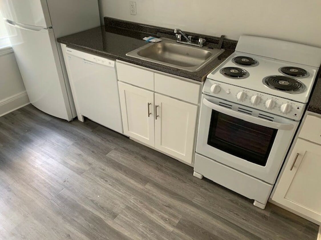 Primary Photo - No Brokers fee, No Security Deposit, heat,...
