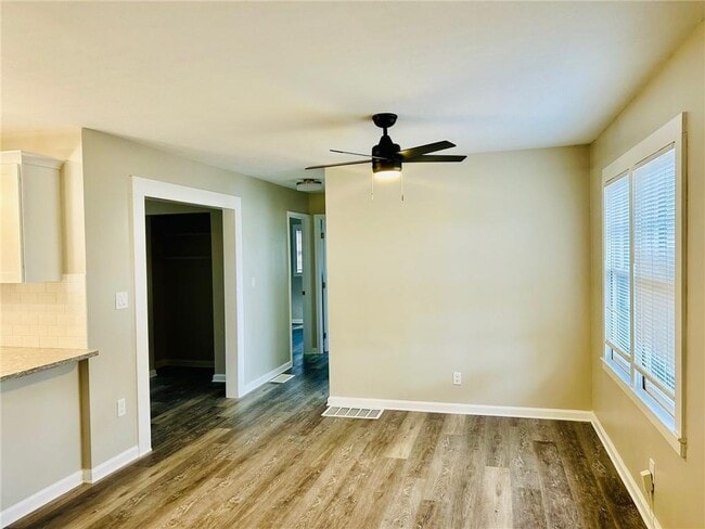 Foto del edificio - 2961 Stone Mountain St