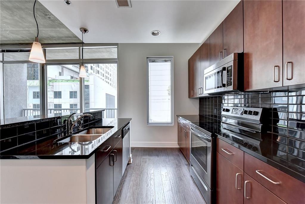 Foto principal - 44 Peachtree Pl NE