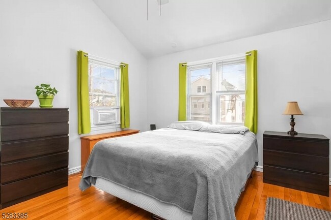 Foto del edificio - 248 Spruce St