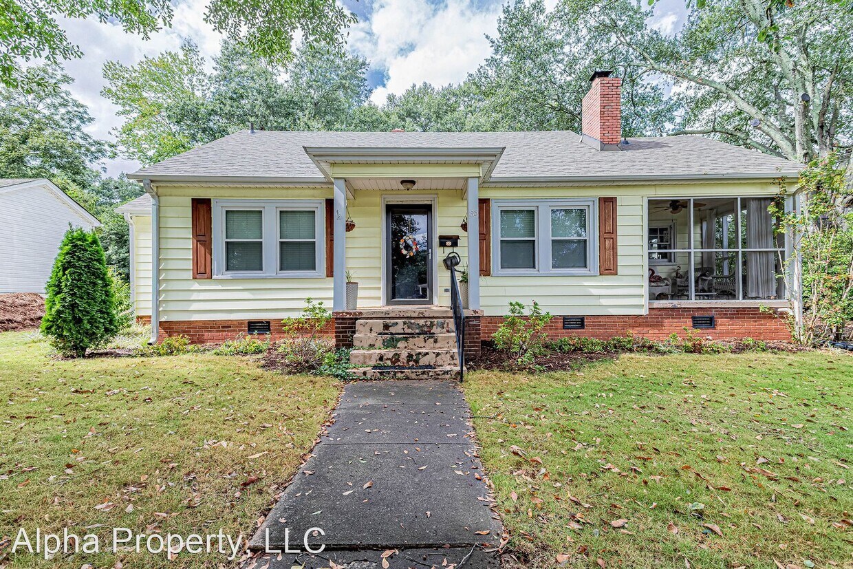 Primary Photo - 3 br, 1 bath House - 36 Blair St