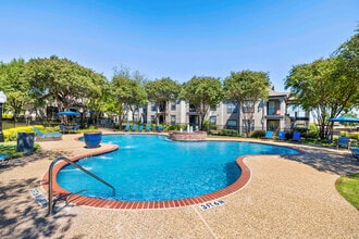 Building Photo - MAA Boulder Ridge