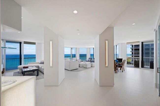 Building Photo - 2100 S Ocean Blvd