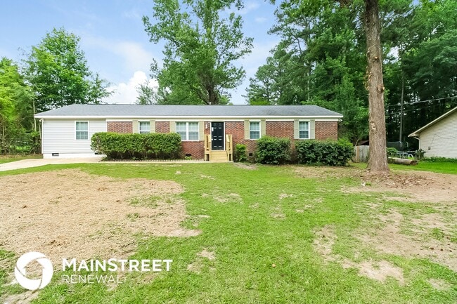 Building Photo - 693 Oak Dr