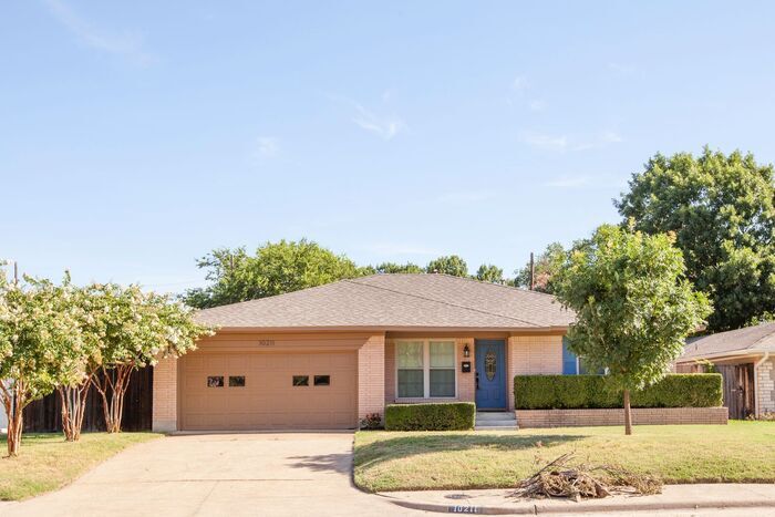Primary Photo - Lake Highlands