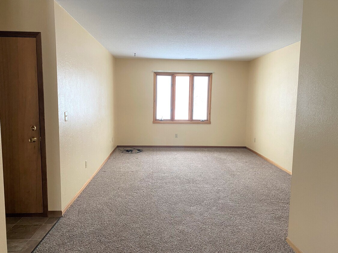 195 Wiley Blvd NW, Cedar Rapids, IA 52405 Apartments Cedar Rapids, IA