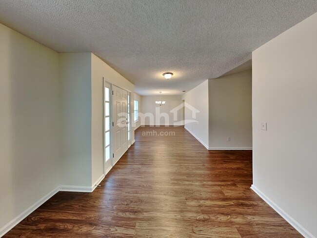 Building Photo - 3241 Fox Squirrel Dr