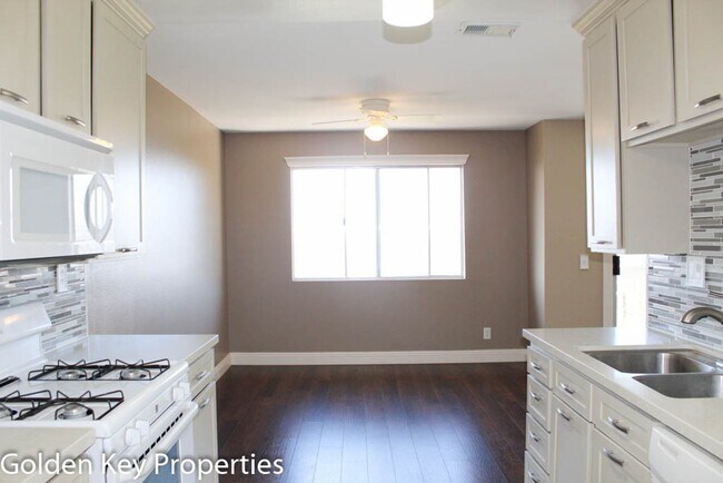 Foto del edificio - Beautiful upgraded 2BR condo in the Quail ...