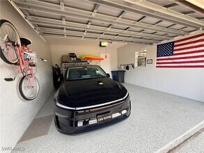 Building Photo - 10160 Bellavista Cir