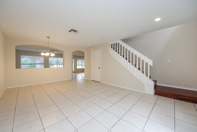 Building Photo - 1231 Heather Lake Dr
