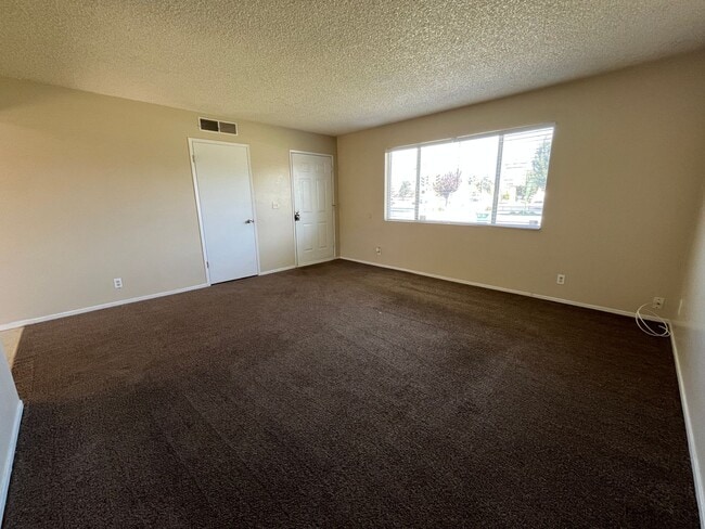 Building Photo - 1185-87 Grand Ave